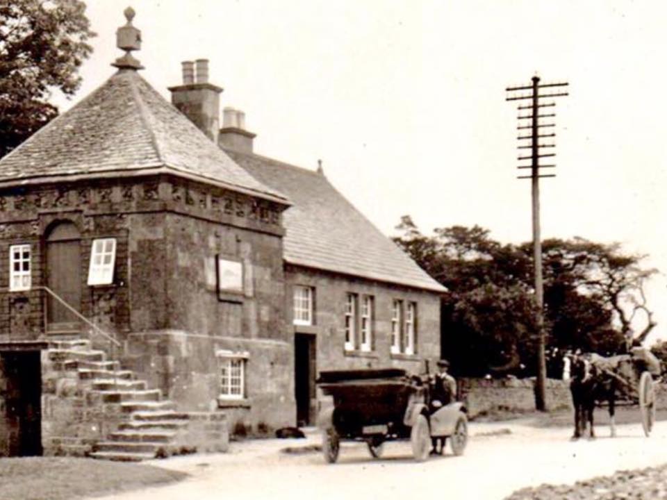 Old picture Fish Inn